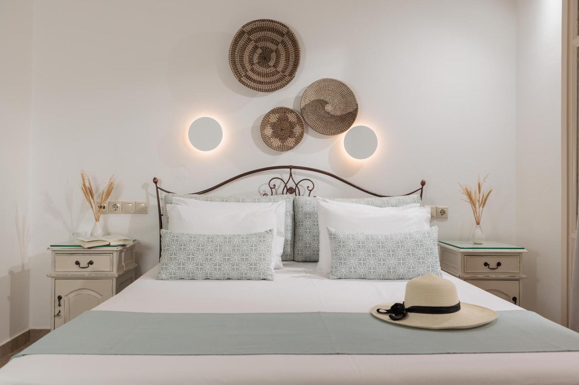 Maria'S Rooms & Studios Agia Anna  Bagian luar foto